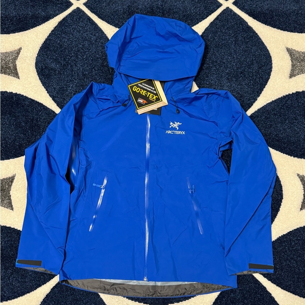 Arc’teryx Beta LT Hardshell Blue Zip Up Men’s Large